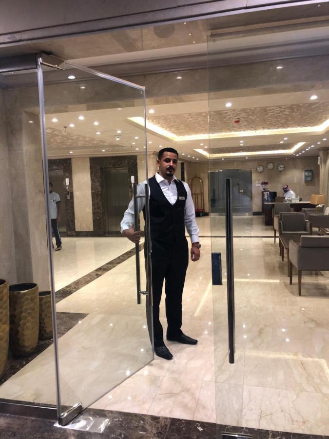 Dar Al Maamon Furnished Apartment Djedda Buitenkant foto